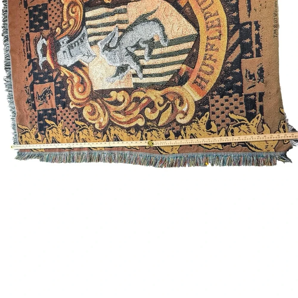Harry Potter Hufflepuff House Crest WovenTapestry Throw Blanket WarnerBros 46x60